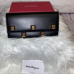Salvatore Ferragamo-Authentic